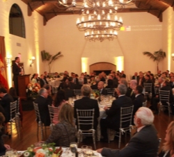 Vista general del salón durante la intervención de Don Felipe en la cena inaugural del XVIII Foro España-Estados Unidos